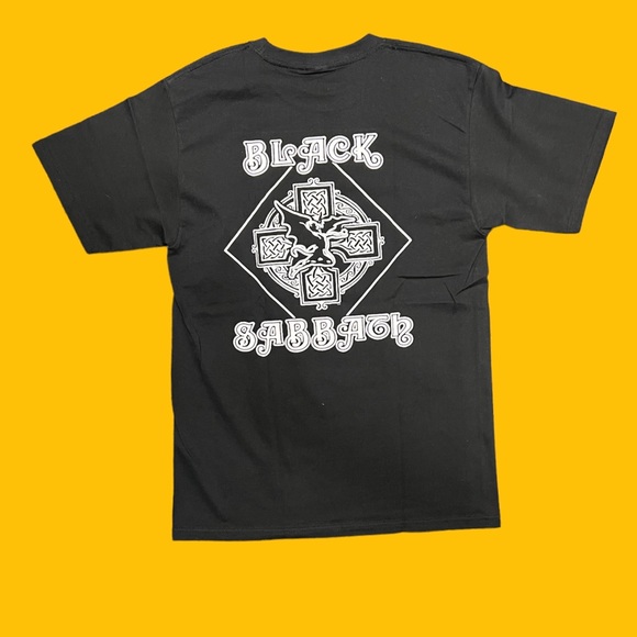Black Sabbath graphic tshirt - Picture 2 of 4